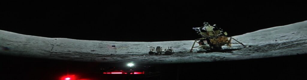 Panorámica sobre la Luna